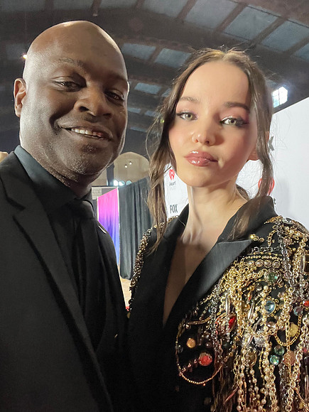 Joseph Hobbs and Dove Cameron